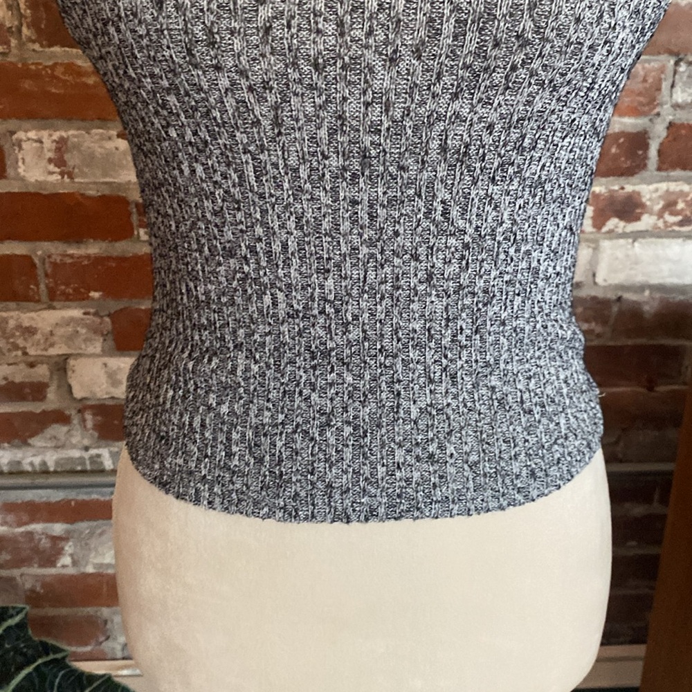 Women’s Gray Knit Halter Tank Top - Picture 3 of 6